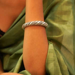 925 Sterling Silver Tattva Intricate Tribal Inspired Kada, Oxidzed Indian Silver Bangle Bracelet, Gift for her, Statement Jaipuri Jewellery image 3