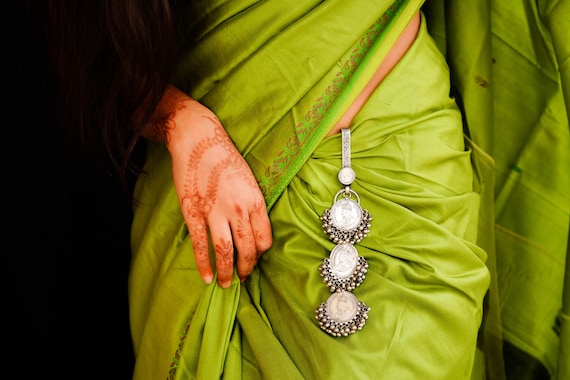 Clip On/all Size/indian Waist Chain/silver Chabi Challa/kamarband/saree  Challa/kamar Guccha/waist Chain/kamarpatta/no Tarnish/everyday Wear - Etsy  Sweden