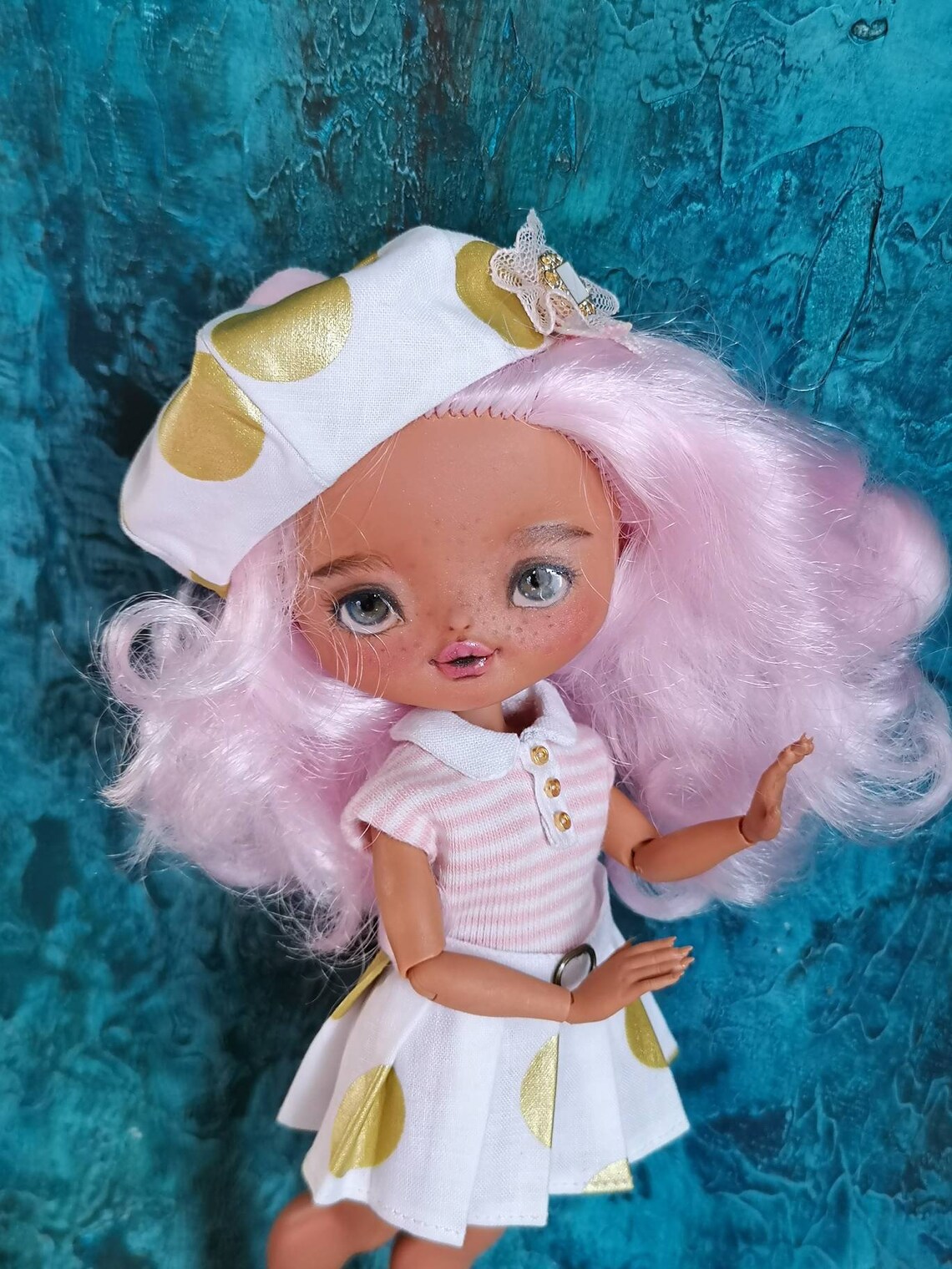 Lol Omg custom. Ooak Omg Lol. Ooak Doll with pink hair. | Etsy