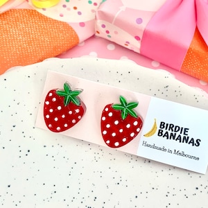 Strawberry Stud Earrings, Statement Stud Earrings, Cute Earrings Studs, Valentines Gifts, red Starwberry Earrings, Fruit Earrings