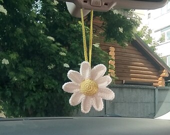 Crochet Daisy car accessories, Cute Car Mirror Hanging Decoration for Women, Teens Interior Rear View Mirror Daisy, car charm flower for mom