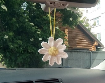 Crochet Daisy car accessories, Cute Car Mirror Hanging Decoration for Women, Teens Interior Rear View Mirror Daisy, car charm flower for mom