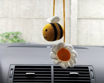 Crochet car decoration for woman, Daisy Bee car accessories, Crochet Bumblebee car mirror, girly crochet daisy car dangle