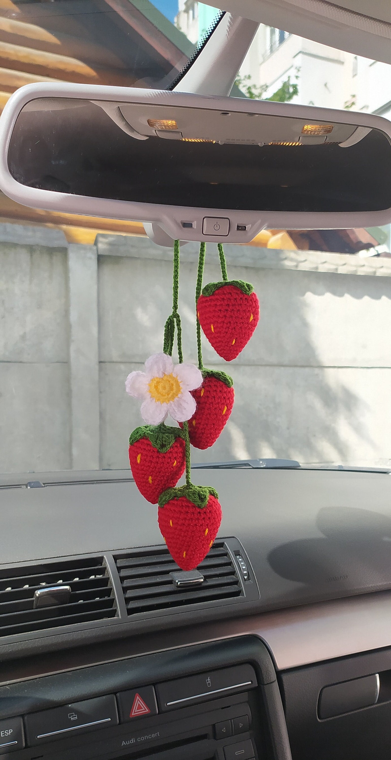 Crochet strawberries