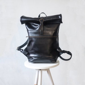 Schwarzer Leder Roll Top Rucksack / Reiserucksack Männer, Frauen Rucksack Geldbörse, Laptop Rucksack, personalisierter Schulrucksack, Damenhandtasche