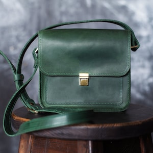 Petite sacoche en cuir / Petit sac à bandoulière Sac femme en cuir Petit sac en cuir Mini sac Petite besace Petit sac à main Petit sac à bandoulière