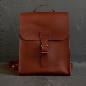 Kleine Frauen Leder Rucksack / braune Rucksack Geldbörse, Mini Rucksack, personalisierte Geschenk, Damen Handtasche, Reiserucksack, Schultertasche Männer