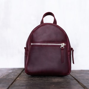Mini sac à dos en cuir pour femme / Petit sac à dos, sac à dos personnalisé pour tout-petit, sac à dos de voyage vintage, sac à main pour femme, petit sac à bandoulière