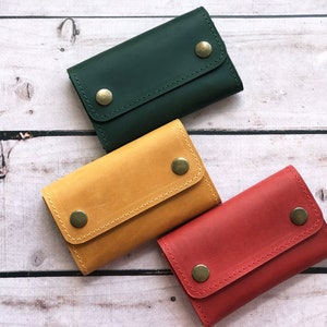 Minimalist key holder  / Leather key case Key organizer Key wallet Leather keychain Key holder wallet Leather key pouch Wallet keychain