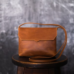 Petit sac à bandoulière / Sac femme en cuir Mini sac en cuir Petit sac en cuir Petite sacoche Sac à main en cuir Sac à bandoulière femme Sac à main sac à main