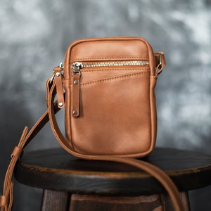 Small men leather crossbody bag / Mini messenger bag, Mens leather bag purse, Leather wallet, Brown shoulder bag, Cross body, Women handbag