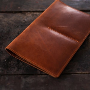 Family Passport Organizer / Personalized passport holder, Leather passport cover, Travel wallet, Engraved passport wallet, Family gift