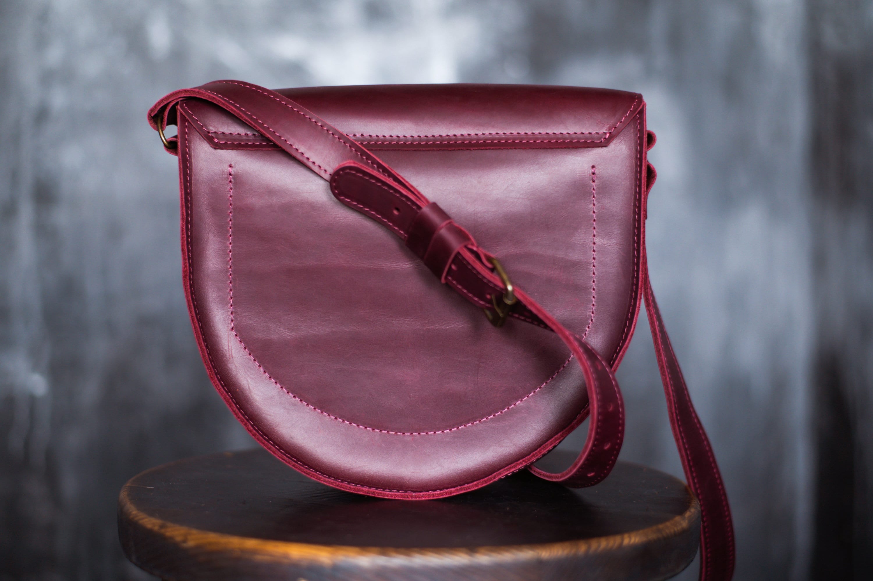 Small Saddle Bag / Small Crossbody Bag Small Round Bag Leather Etsy