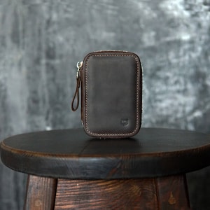 Estuche de cuero para llaves / Llavero personalizado de regalo, Billetera pequeña grabada, Mini billetera, Estuche para llaves, Organizador de llaves, Llavero de billetera, Billetera pequeña