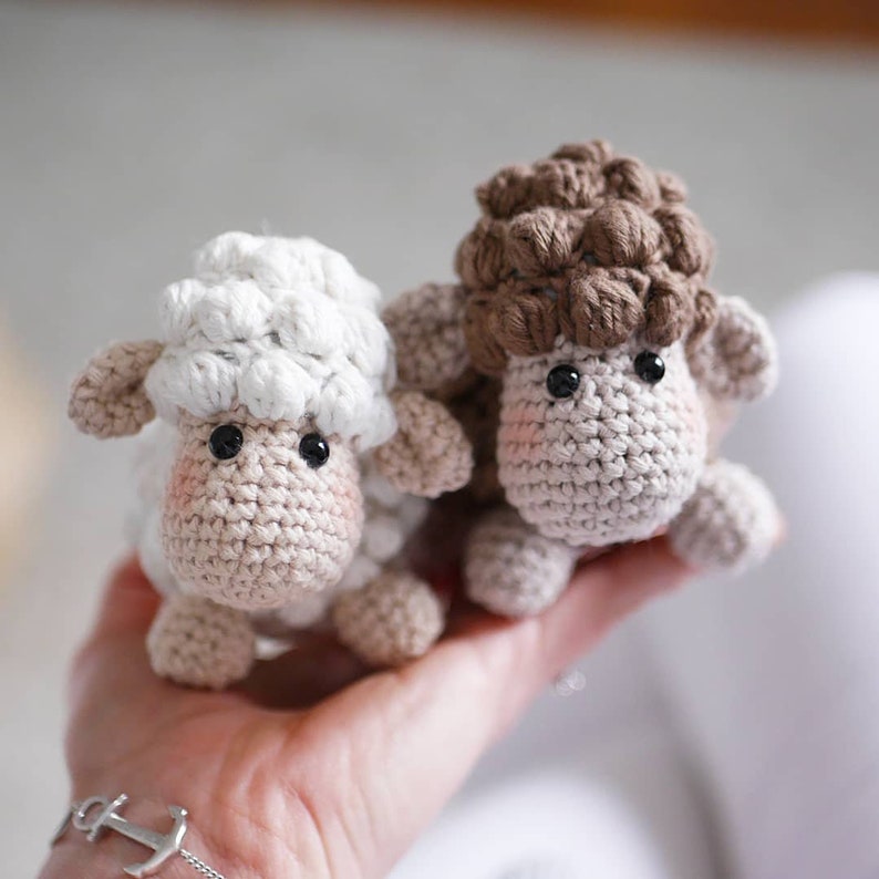 Crochet patterncrochet pattern Sheep Hope, lamb Hope, German, English, Espanol, Poruguese, Français, Italian, crochet, Amigurumi image 10