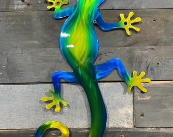 Gecko Metal Wall Art: Colorful Lizard Outdoor Decor
