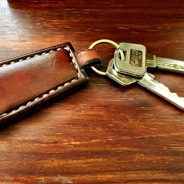 Llaveros de cuero, leather personalizer, keychain, monogram