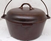 CHF 8 Dutch Oven with Matching Lid (Number in a Diamond)
