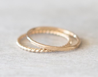 Set di anelli sottili in oro, anello intrecciato in oro, anello martellato in oro, anelli placcati in oro, anelli delicati, anelli impilabili in oro, anelli in oro 14 carati da donna