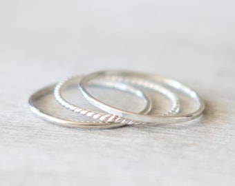 Conjunto de anillos texturizados de plata súper delgados de 3, conjunto de anillos apilables de plata de ley, anillos de plata delicados, anillos de plata para mujeres