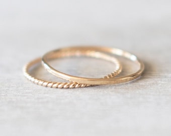 Super Thin Gold Ring Set of 2, Gold Hammered Ring, Gold Twist Ring, Gold Rings for Women, Dainty Gold Ring, 14k Gold Rings
