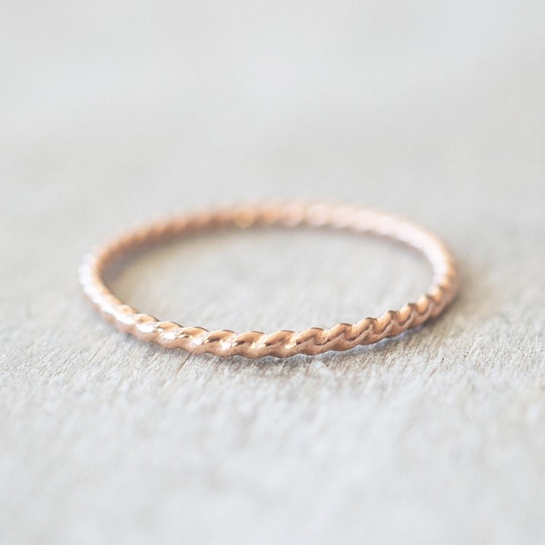 Thin Rose Gold Twist Ring, Dainty Rose Gold Ring, Rose Gold Rope Ring, Pink Gold Ring, Rose Gold Stackable Rings, 14k Rose Gold Ring