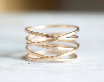 Super Thin Gold Wire Wrap Ring, Gold Filled Hammered Ring, Gold Criss Cross Ring, Dainty Gold Ring, 14k Gold Rings for Women