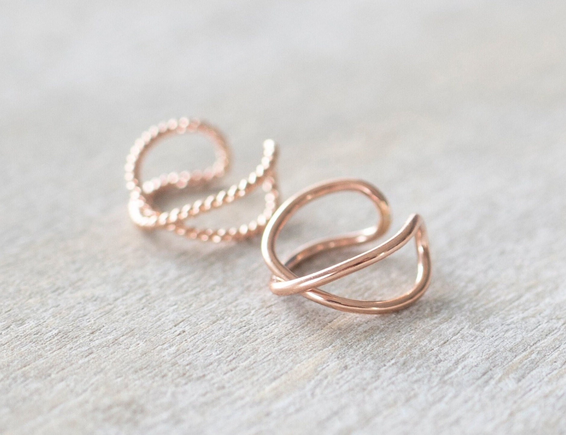 アクセサリー Scat Rose\" hoop pierce earcuff TWO ROW PINK SAPPHIRE EAR CUFF – Anita Ko