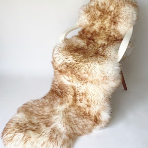 Brown Wolf Sheepskin rug,Brown Tip Sheepskin leather 100%Natural,Sheepskin Slippers,Cowhide,Reindeer,Deer,Double Sheepskin,Tibetan Sheepskin