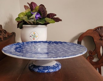 Spode Pedestal Cake Stand Penny Lane Daisy Shade Azul y Blanco - ¡Fabuloso!