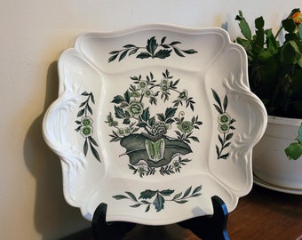Wedgwood Square Handled Cake Plate Green Leaf Queen's Shape Crafted in England 1950s