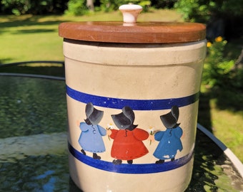 Vintage Crock Robinson Ransbottom Pottery Roseville Ohio High Jar 2 Quart Canister Wooden Lid Rayas azules
