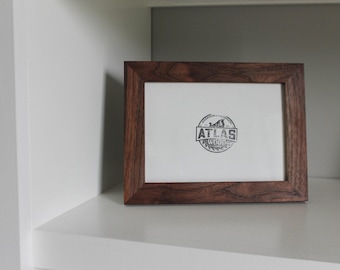 Handcrafted Walnut Tabletop Picture Frame for 4x6 Photos – Minimalist Solid Wood Frame, Ideal Gift for Any Occasion