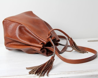 Small Brown  Leather Shoulder Bag, Leather Bucket Bag, Drawstring Bag, Handmade Bag, Leather Handbag,  Leather Purse, Small  Bucket Bag
