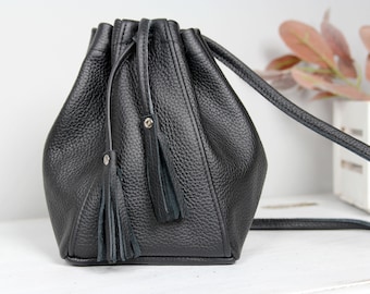 Black Leather Drawstring Bucket Bag: Handmade Italian Cowhide