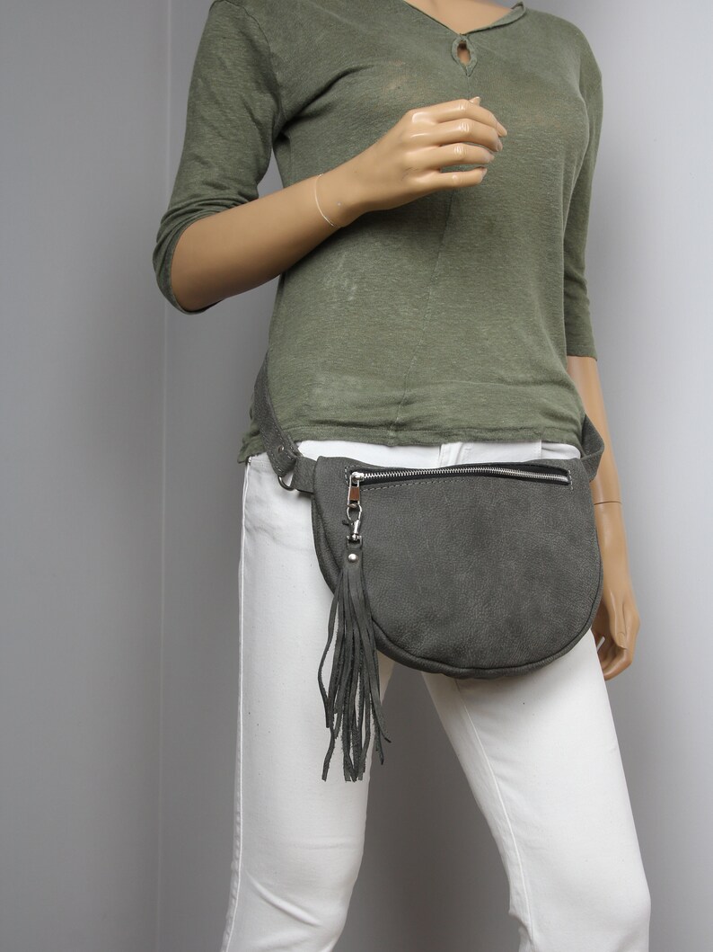 Unisex leather fanny pack supreme, Travel waist belt, belt case, Sports waist pack, Leather Fanny Pack , Unisex Bum bag image 2