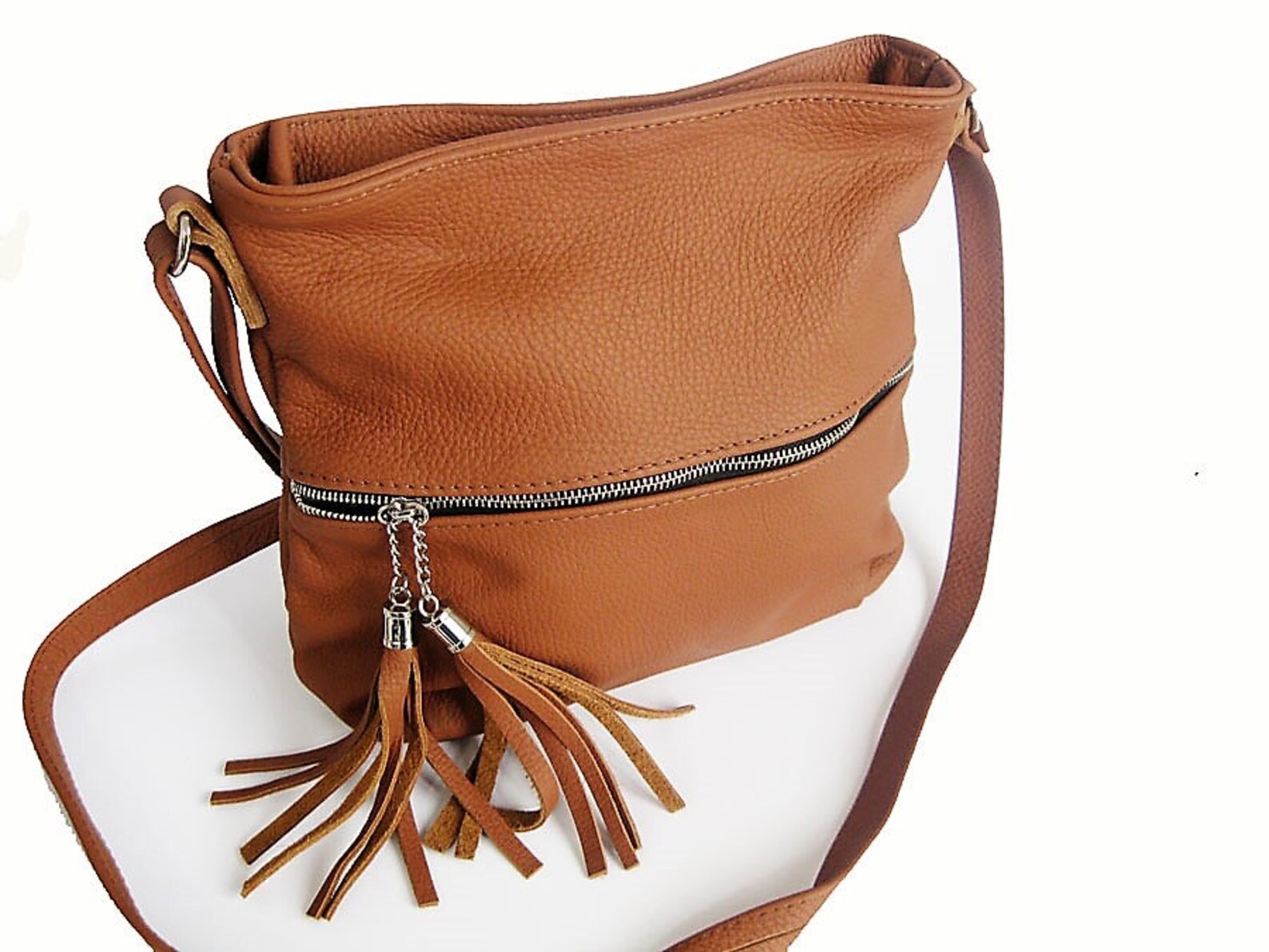 Crossbody Purse Bag With Zipper and Outside Pocket Casual Easy to Wear