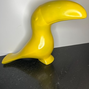 Vintage Yellow Toucan Figurine - Vintage Yellow Toucan Statue - Yellow Toucan - Tropical Home Decor - Modern Home Decor