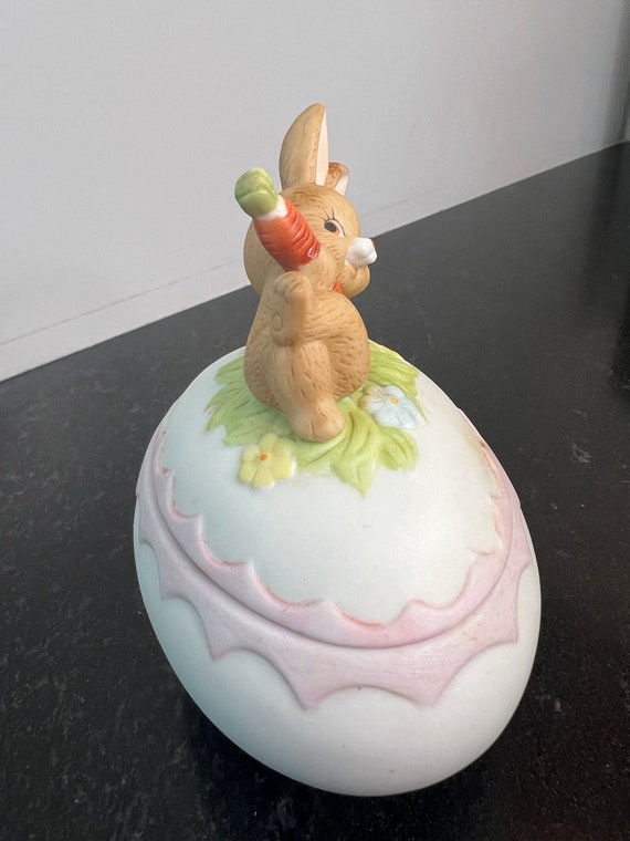 Vintage Lefton Egg-Shaped Bunny Trinket Box - Eas… - image 3