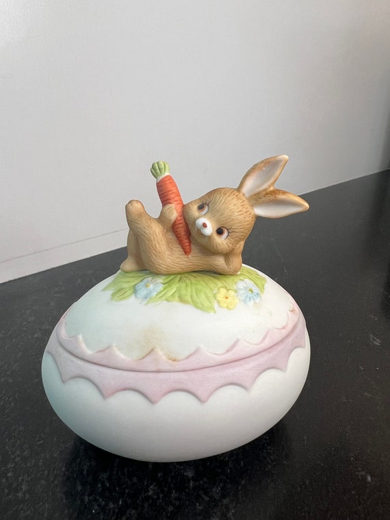 Vintage Lefton Egg-Shaped Bunny Trinket Box - Eas… - image 1