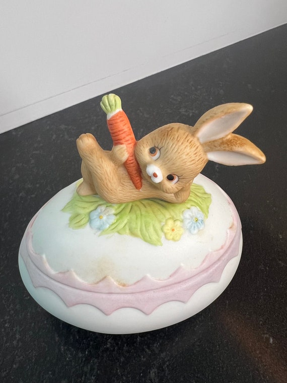 Vintage Lefton Egg-Shaped Bunny Trinket Box - Eas… - image 2