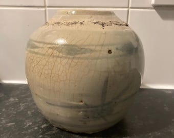 Massive ginger jar found Mudlarking & bottle digging