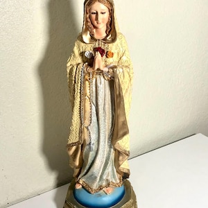 Virgin Mary Rosa Mística Statue