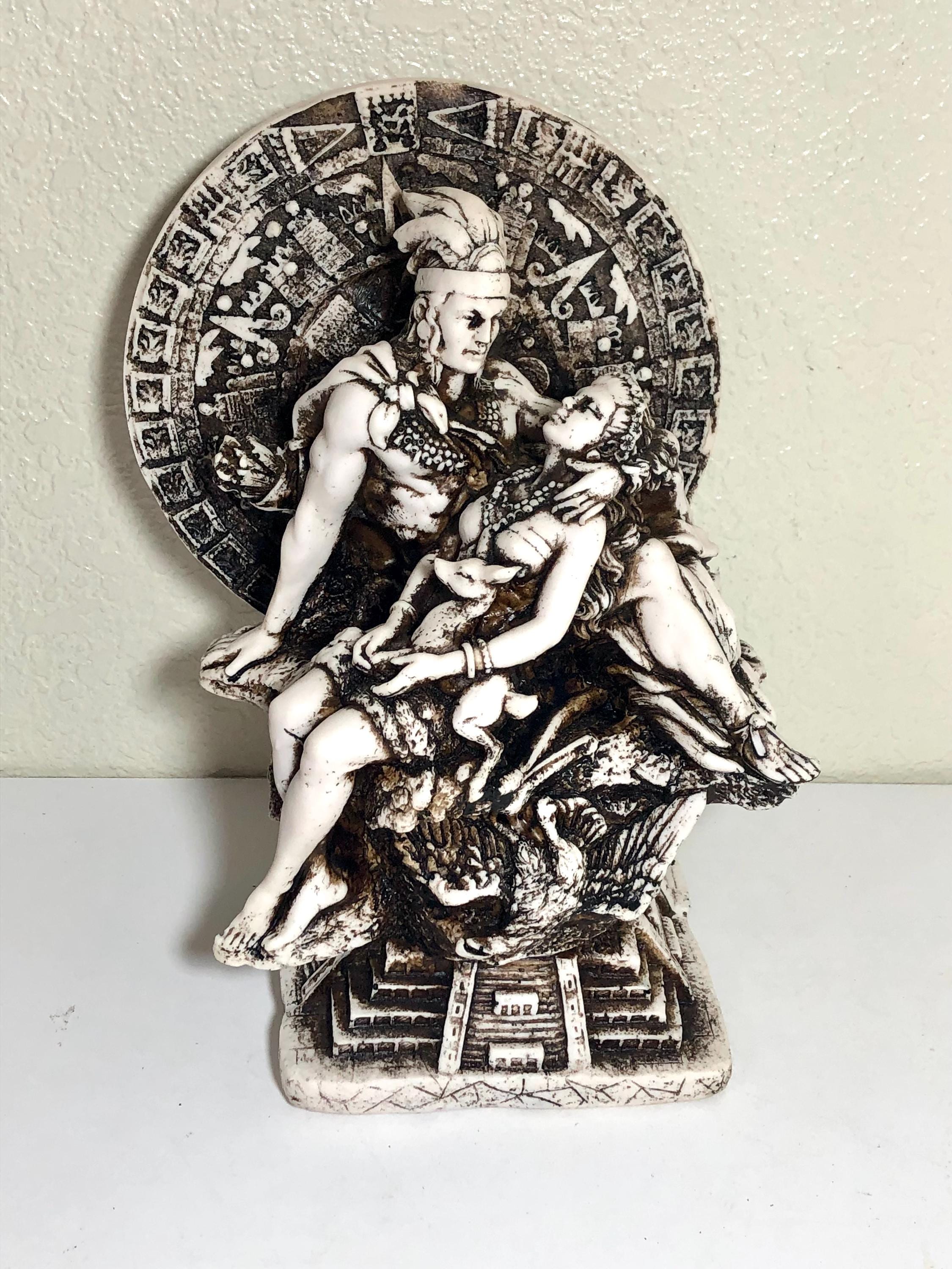 Aztec Amor Eterno Everlasting Love Resin With Aztec Calendar