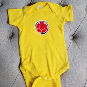 Colombia baby jumpsuit (6-9 Months)