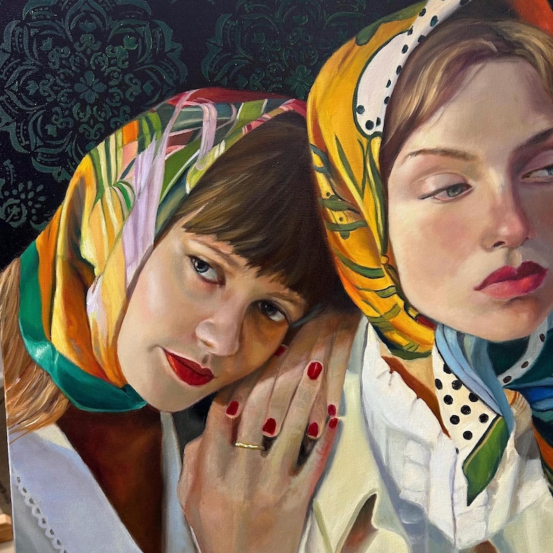 Retrato al óleo original de dos mujeres con pañuelos coloridos en la cabeza. Arte realista. imagen 3