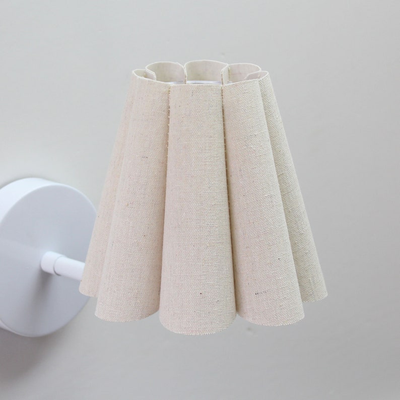 Handmade Scalloped Burlap Lampshade: Mini Pleated Light shade - Thumbnail 2