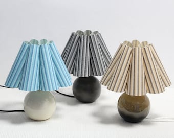 Duzy handmade fabric and acrylic pleated cute little lamp, 110-240V/50-60Hz, Using Worldwide
