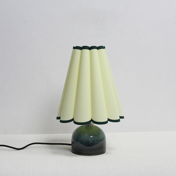 Dark green 2025 lamp base