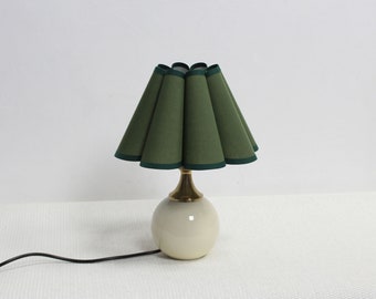 Duzy handmade scallop shape moss green fabric and ceramic base table lamp-50#, 110-240V/50-60Hz